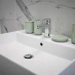 Mediterraneo Nocleg ze śniadaniem 3*